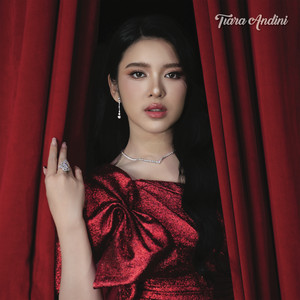 Tiara Andini