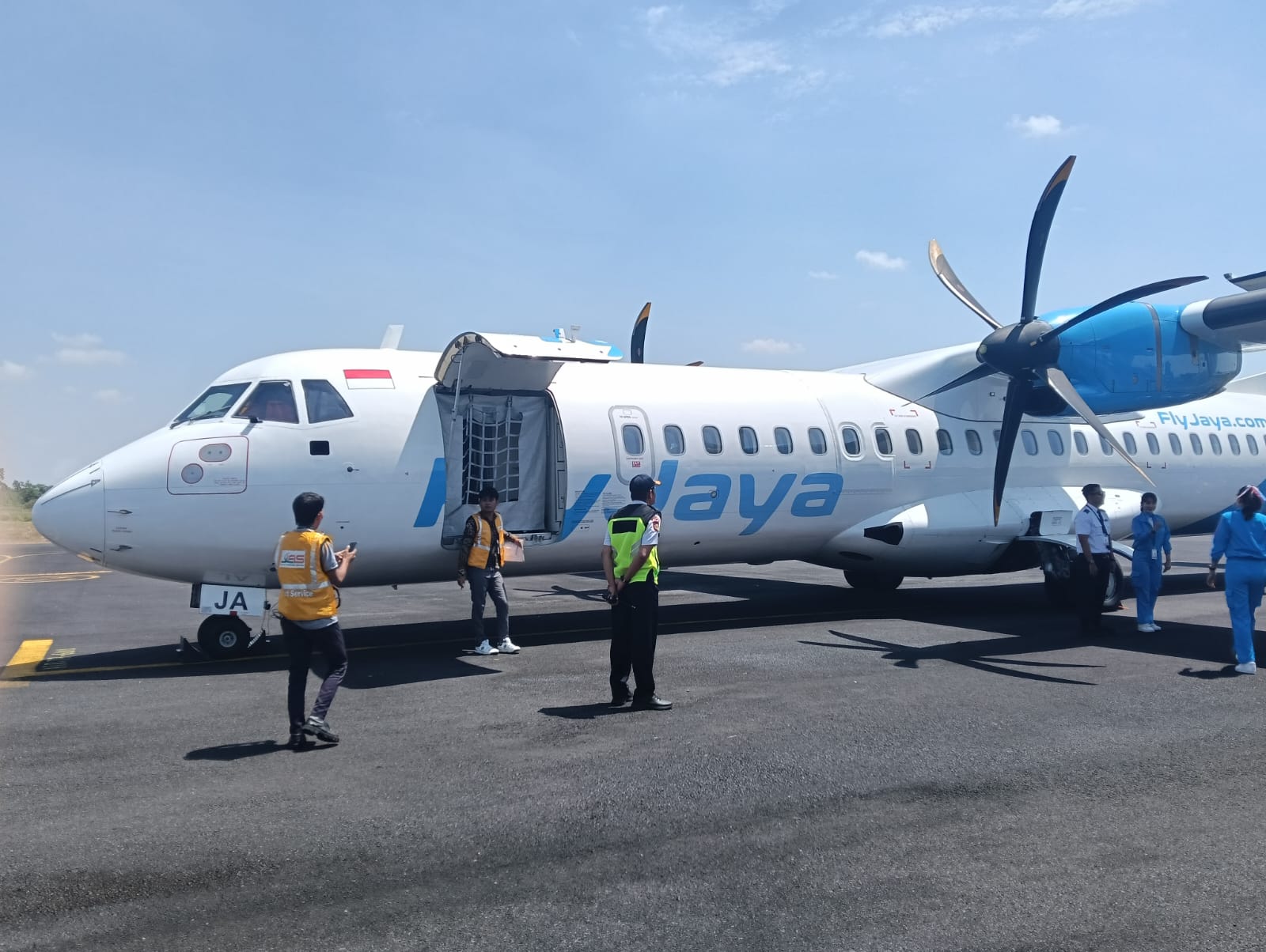 BEROPERASI KEMBALI PASCA MAINTENANCE, TARIF TIKET PENERBANGAN JEMBER-HALIM TURUN JADI Rp1,3 JUTA