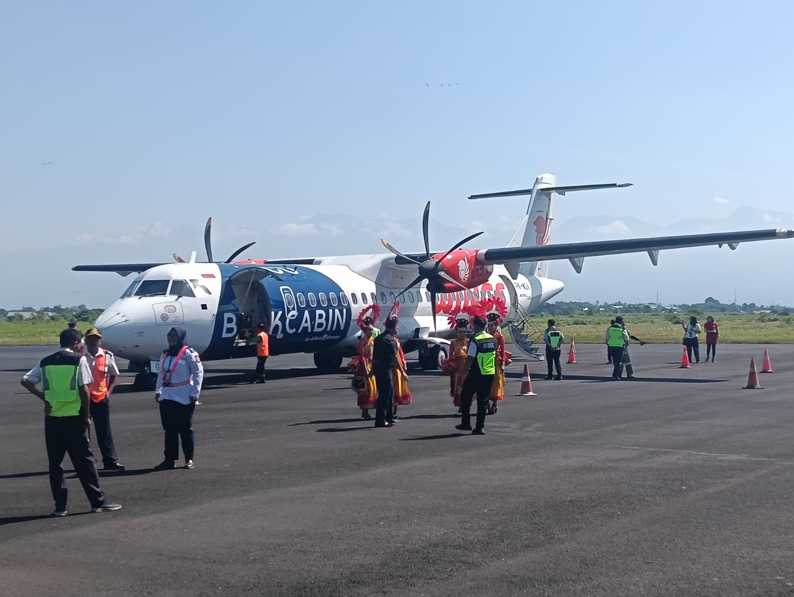RIBUAN JAMAAH UMRAH JEMBER BAKAL DIUNTUNGKAN, DPR RI SAMBUT POSITIF RUTE BARU WINGS AIR