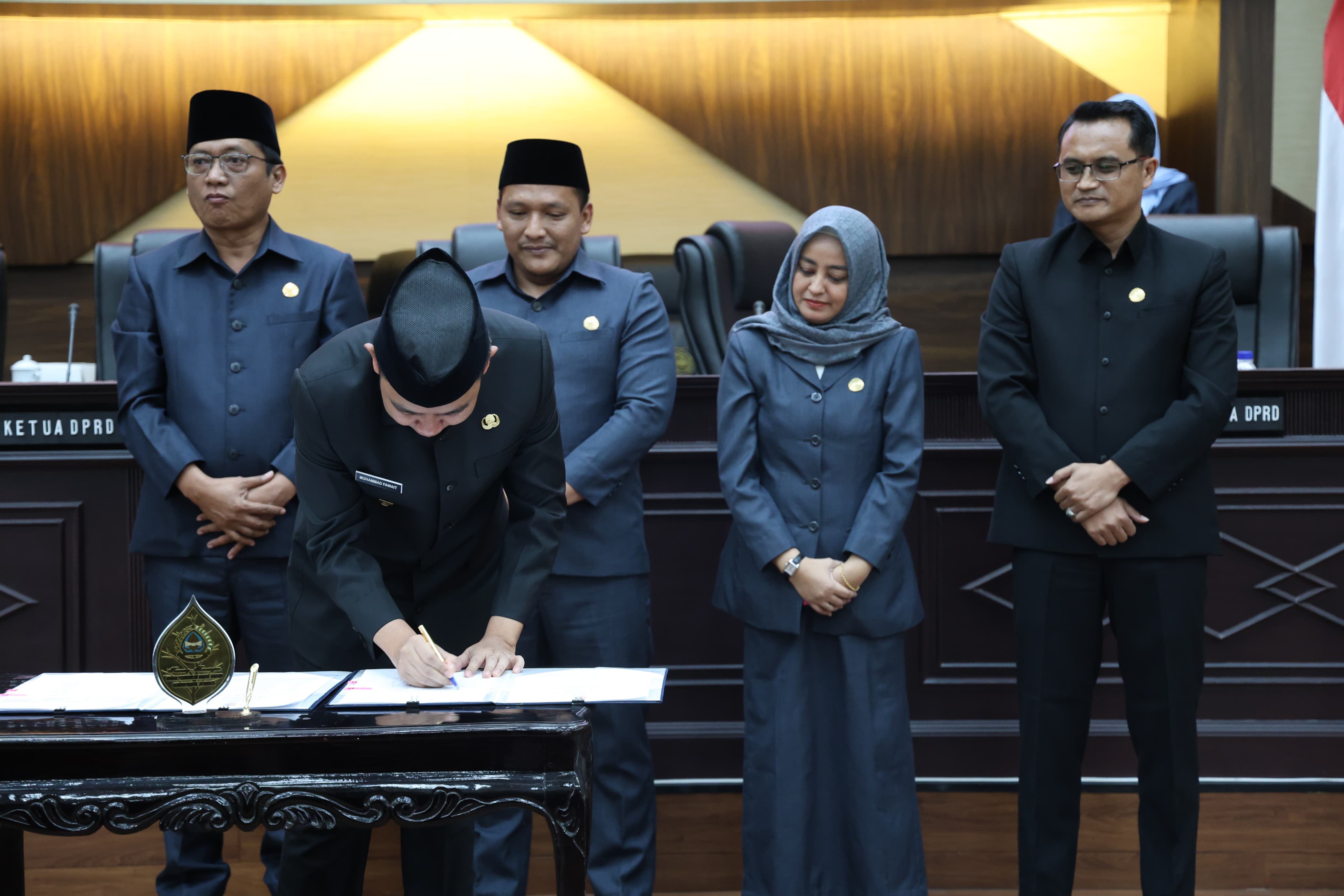 KUA-PPAS PERUBAHAN APBD DISEPAKATI, JEMBER FOKUS ENTASKAN KEMISKINAN DAN PERKUAT LAYANAN DASAR