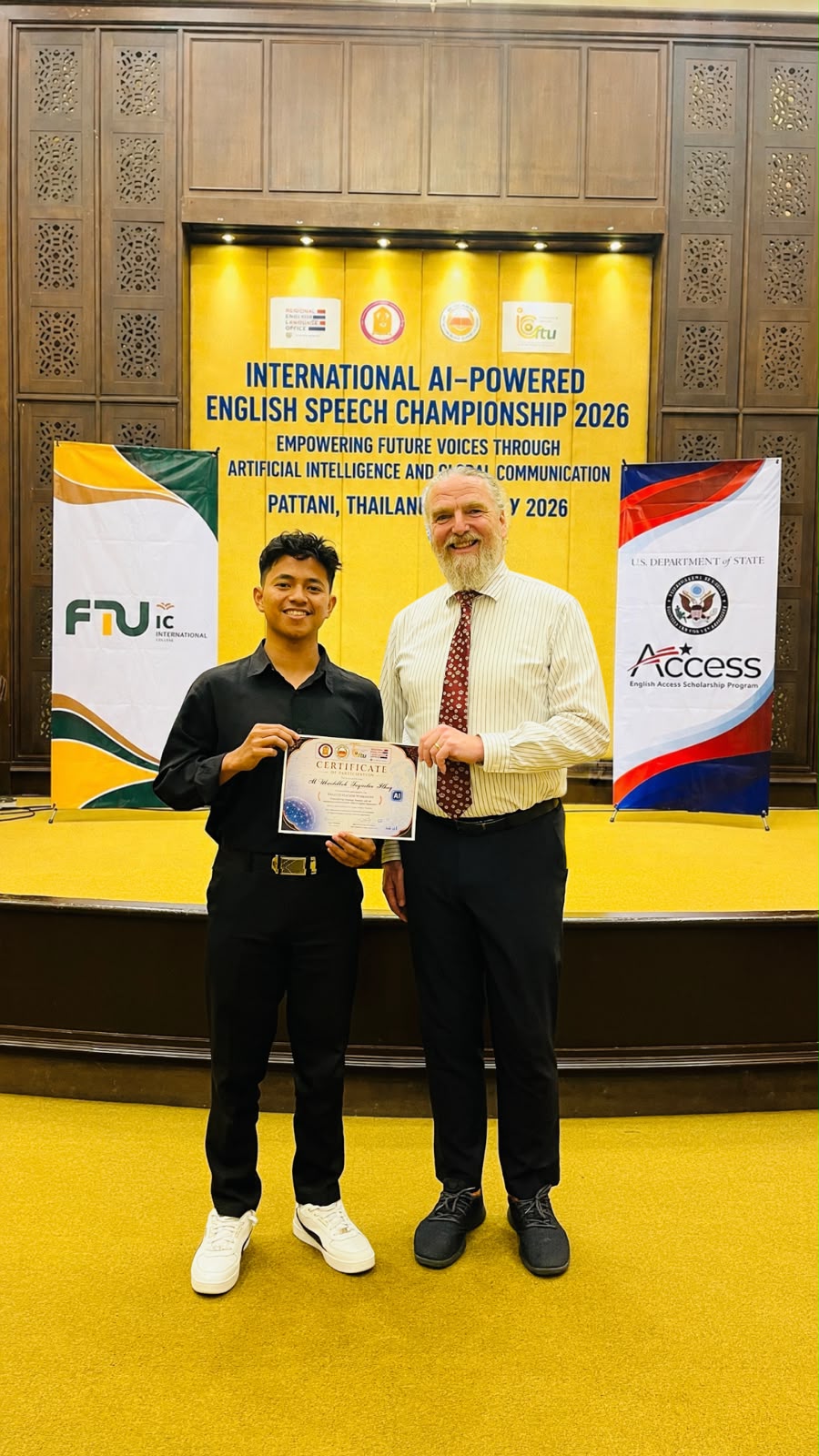 kalahkan-peserta-asia-tenggara-mahasiswa-uin-khas-jember-sabet-juara-1-pidato-internasional-di-thailand