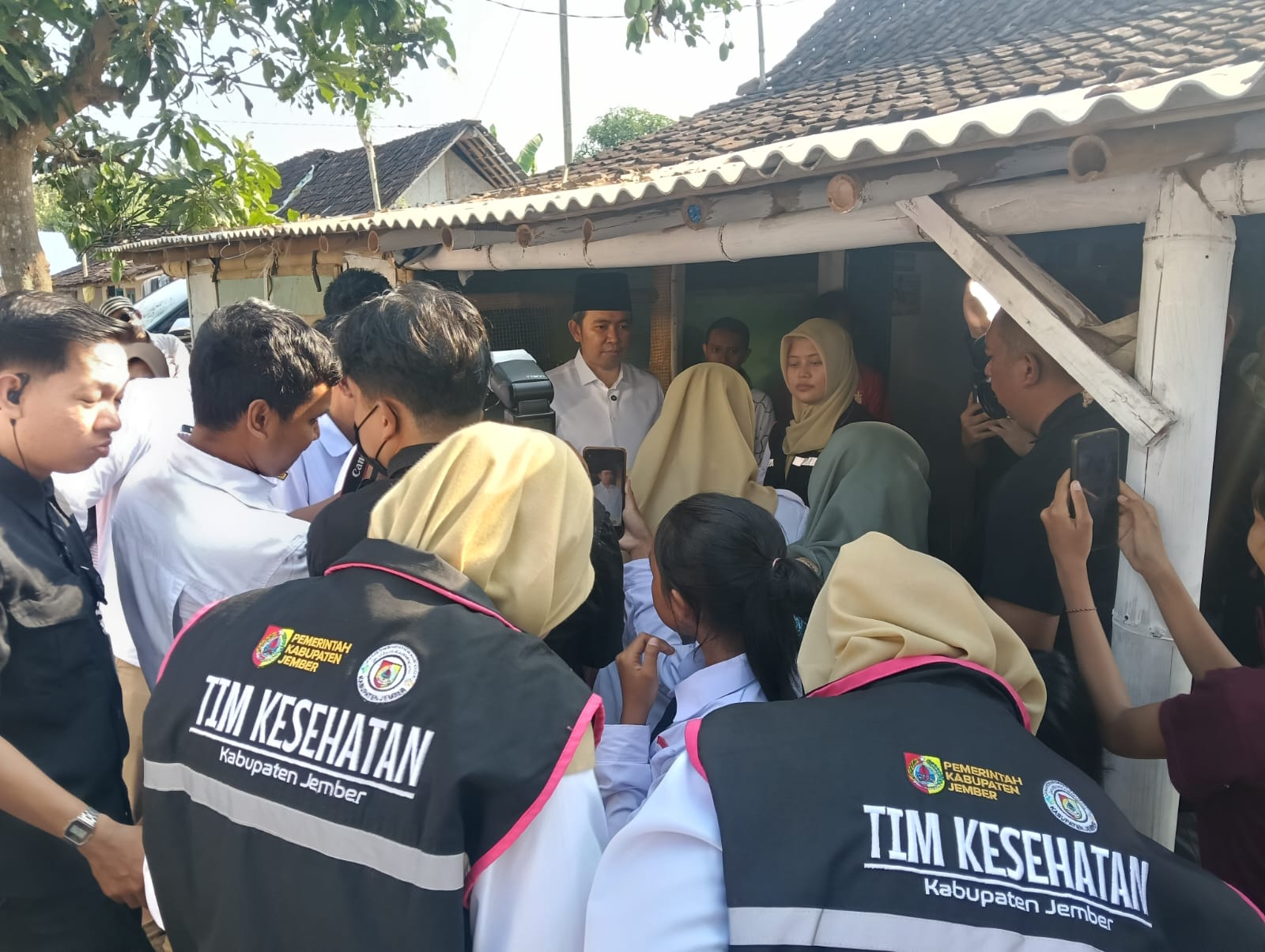 EFEK DOMINO HOMECARE,  PINTU MASUK PEMKAB JEMBER URAI KEMISKINAN