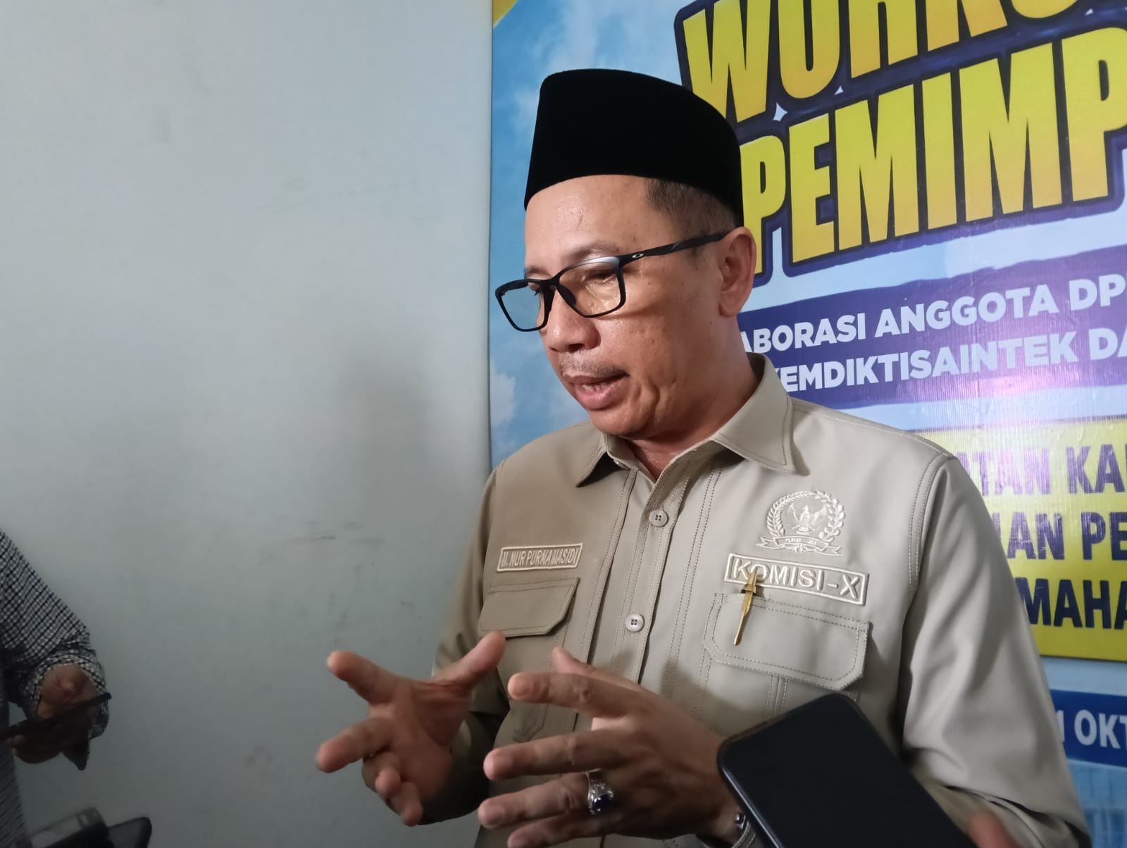 DUGAAN KEKERASAN SISWA SEKOLAH RAKYAT DI JEMBER DISOROT DPR RI, KEMENDIKDASMEN BAKAL DIPANGGIL