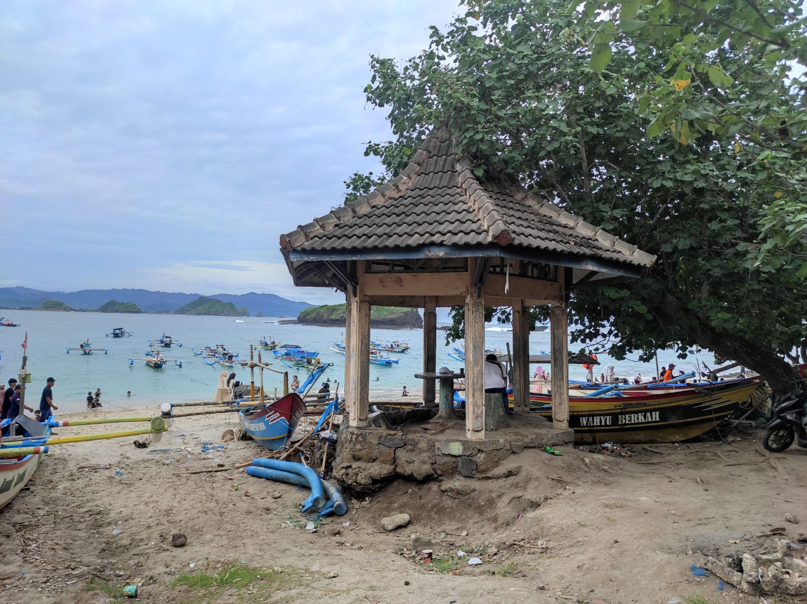 PEMKAB JEMBER SIAP SELESAIKAN DUGAAN PUNGLI DI KAWASAN WISATA WATU ULO - PAPUMA