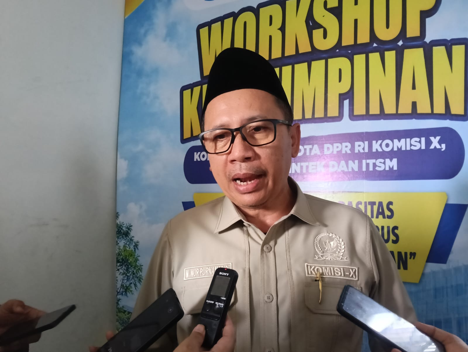 tak-ingin-kasus-menguap-dpr-ri-desak-pendampingan-korban-dugaan-kekerasan-di-sekolah-rakyat-jember