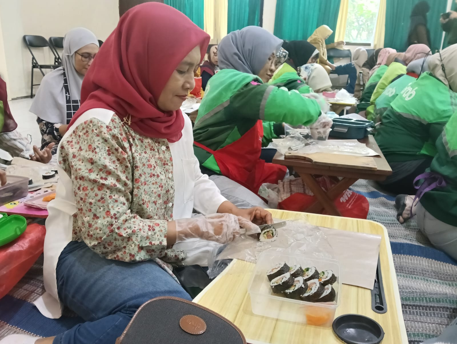 OJOL PEREMPUAN JEMBER DIBEKALI KETERAMPILAN KULINER, BUKA PELUANG USAHA BARU